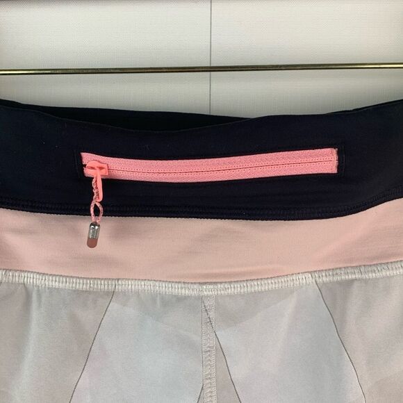 Lululemon Women Groovy Run Short Gingham Gray Pink Black Size 8 Training Running - Picture 5 of 8